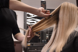 Où aller pour un relooking capillaire complet